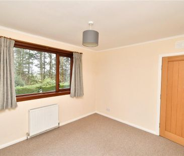 3 bedroom bungalow to rent - Photo 2