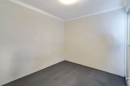 Easy Care Ideal Property - Photo 2