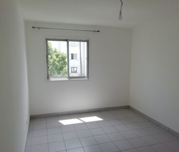 Location Appartement 3 pièces 73m² MOUFIA 97490 - Photo 1