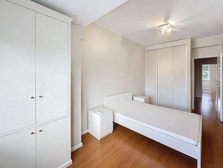 Luxury Flat for rent in Bairro de Santa Cruz, Benfica, Lisbon - Photo 4