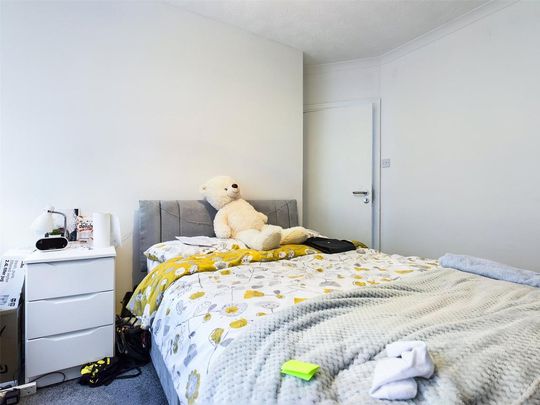 4 bedroom terraced house to rent - Photo 1