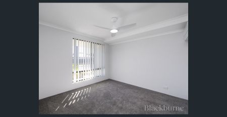 Avaliable now - Photo 3