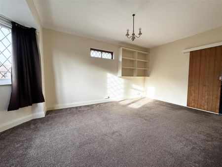 4 bedroom detached house to rent - Photo 3