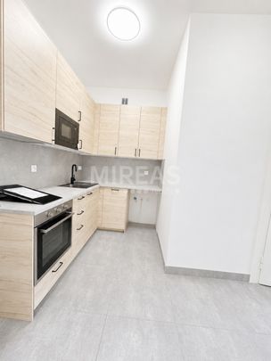Pronájem bytu 1+1 30 m², Husitská, Praha - Photo 1
