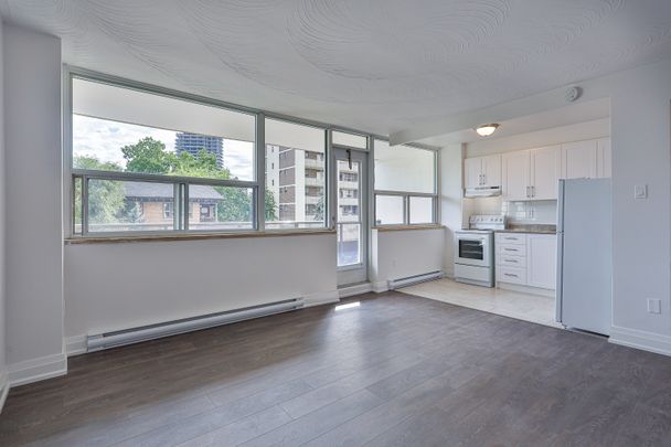 Bachelor Unit B - Photo 1