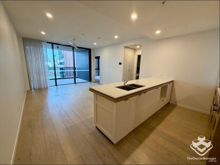 Luxury 2 Bedrooms in The Heart of West Village - Photo 3