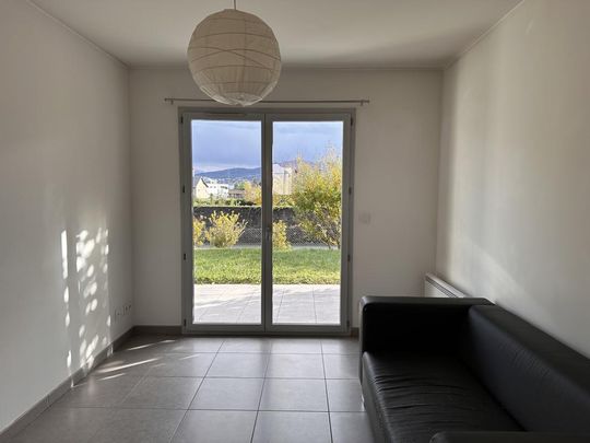 Location Appartement 2 pièces 32m² LA MOTTE SERVOLEX 73290 - Photo 1