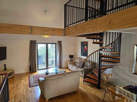 Modern, furnished, CBD T/house - Photo 5