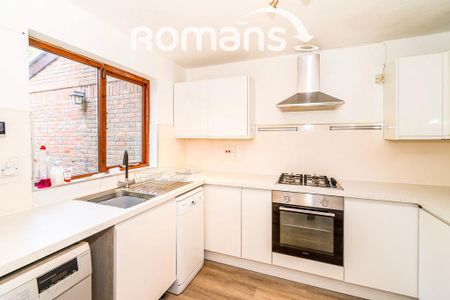 3 bedroom terraced house to rent - Photo 5