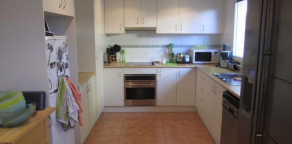 1/6 Willgilson Court, Oakleigh VIC 3166 - Apartment For Rent | Domain - Photo 2