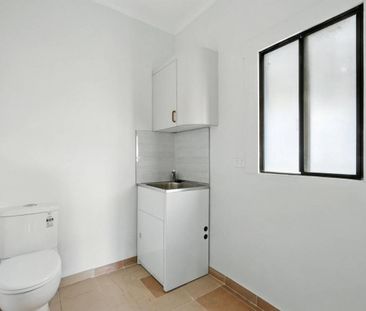Modern Comfort in Prime Location - Photo 6