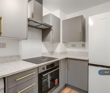 2 bedroom terraced house to rent - Photo 6