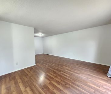 For Lease - 5 CALCOTT Court Unit# UPPER, Thorold, Ontario - Photo 1