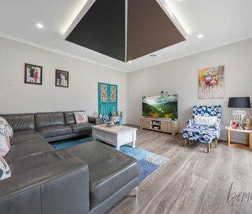 Modern Family Living in the Heart of Kalkallo - Photo 2