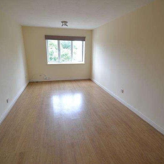 Ware, SG12 - Photo 1