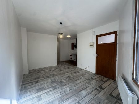 Location Appartement 3 pièces 47m² ARGELES SUR MER 66700 - Photo 2