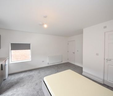 1 bed Room for Rent - Photo 3