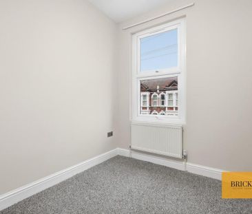 4 bedroom terraced house to rent - Photo 5
