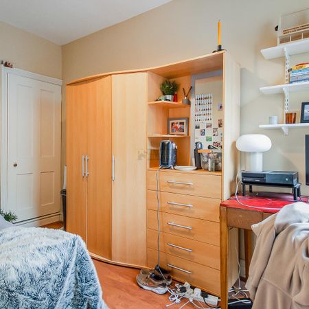 264 Dawlish Road - Photo 3