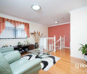 Large Family Home - Photo 3