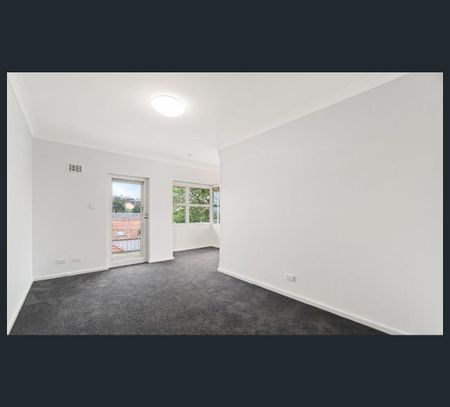 4/4 Paling Street, Cremorne, NSW 2090 - Photo 4