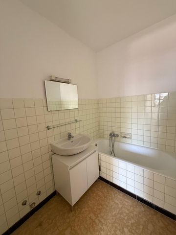 Location Appartement 2 pièces 38m² - Photo 4