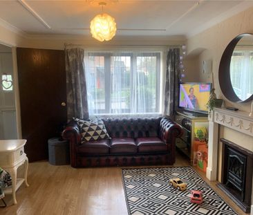 Courtney Close, Nottingham, Nottinghamshire, NG8 - Photo 2