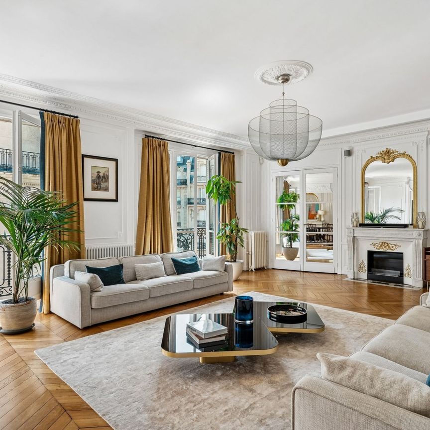 Location Appartement de luxe Paris 16 7 Pièces 242 m² - Photo 1