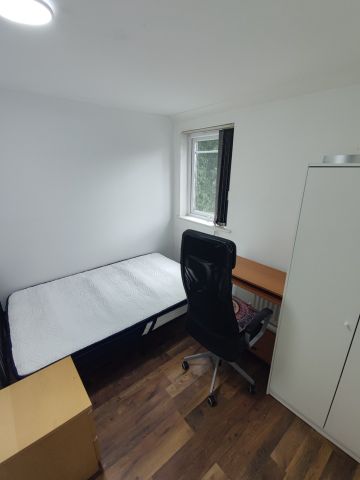 Room in a Shared Flat, Bold Street, M15 - Photo 3