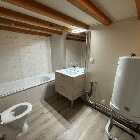 Location Appartement 1 pièce 24m² BOURG EN BRESSE 01000 - Photo 4