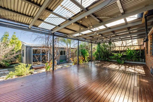 36 Churchill Avenue, Flora Hill - Photo 1
