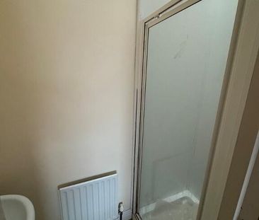 49 Cromwell Road Apt 4, Belfast, BT7 1JX - Photo 1