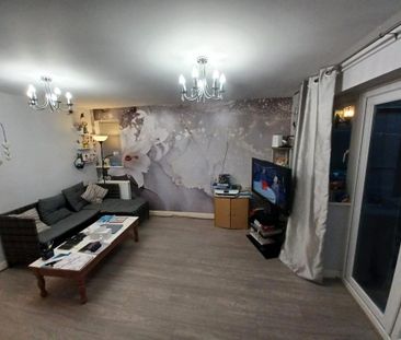 2 bedroom end of terrace house to rent - Photo 1