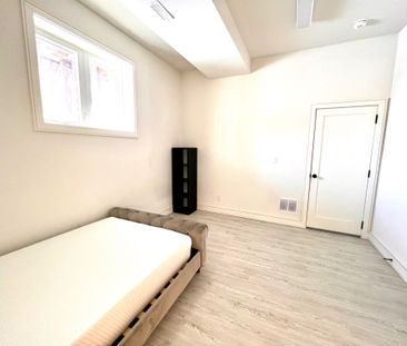 For Lease - 155B Drewry Avenue, Toronto, Ontario - Photo 3