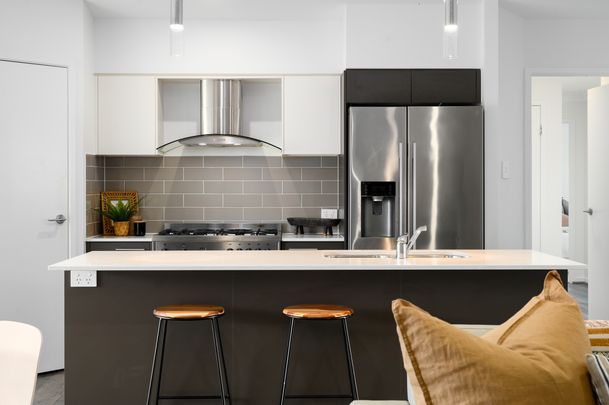 2 Hammock Place, Hope Island QLD 4212 - House For Rent | Domain - Photo 1