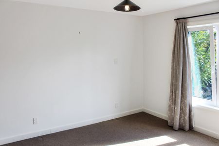 86 Grahams Road, Burnside - Photo 3