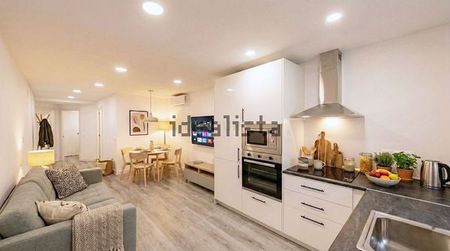 Alquiler de piso en Calle Jábega - Photo 5