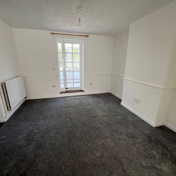 Three Bedroom House To Let on Nacton Road - Photo 1
