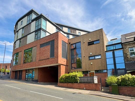 2 bedroom flat to rent - Photo 1