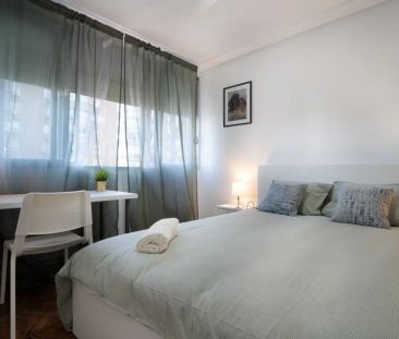 Room in a shared 4-bedroom apartment for rent in Peñagrande perfect... - Photo 4