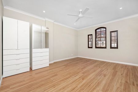 8 Queen Street, Petersham NSW 2049 - House For Rent | Domain - Photo 3