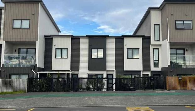 Great location 2 Bedroom Townhouse in Whenuapai - Photo 1