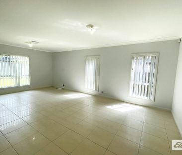 Near New Luxury house with 4 Bedrooms plus STUDY - Photo 6