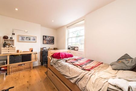 4 bedroom terraced house to rent - Photo 4