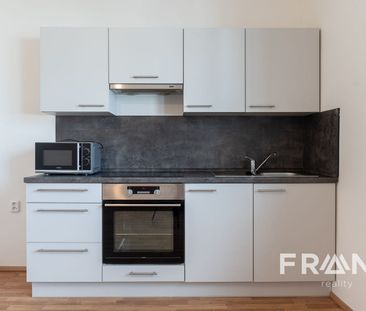 Pronájem bytu 1+kk 32 m² - Photo 2