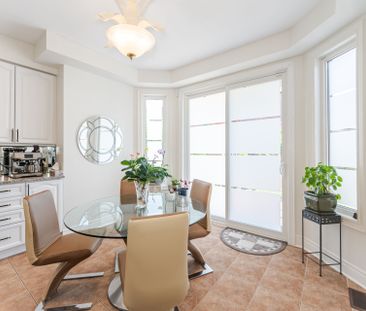 For Lease - 3809 Candlelight Drive, Mississauga, Ontario - Photo 5