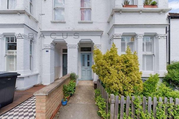 Agamemnon Road, West Hampstead, NW6 - Photo 1