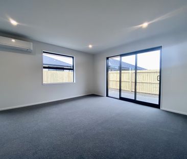 38 Blakes Road, Belfast - Photo 4