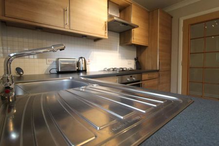 Ladeside Appartments, Grandholm Crescent, AB22 - Photo 2