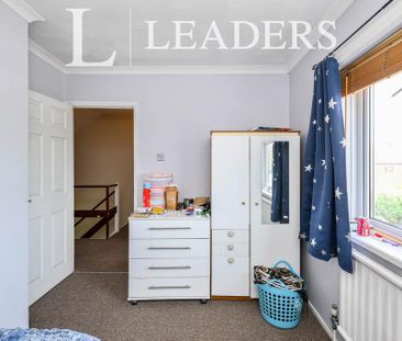 2 bedroom end of terrace house to rent - Photo 5